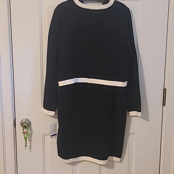 Black and White Button-Up Two Piece Jacket And Dress - Picture 2 of 2